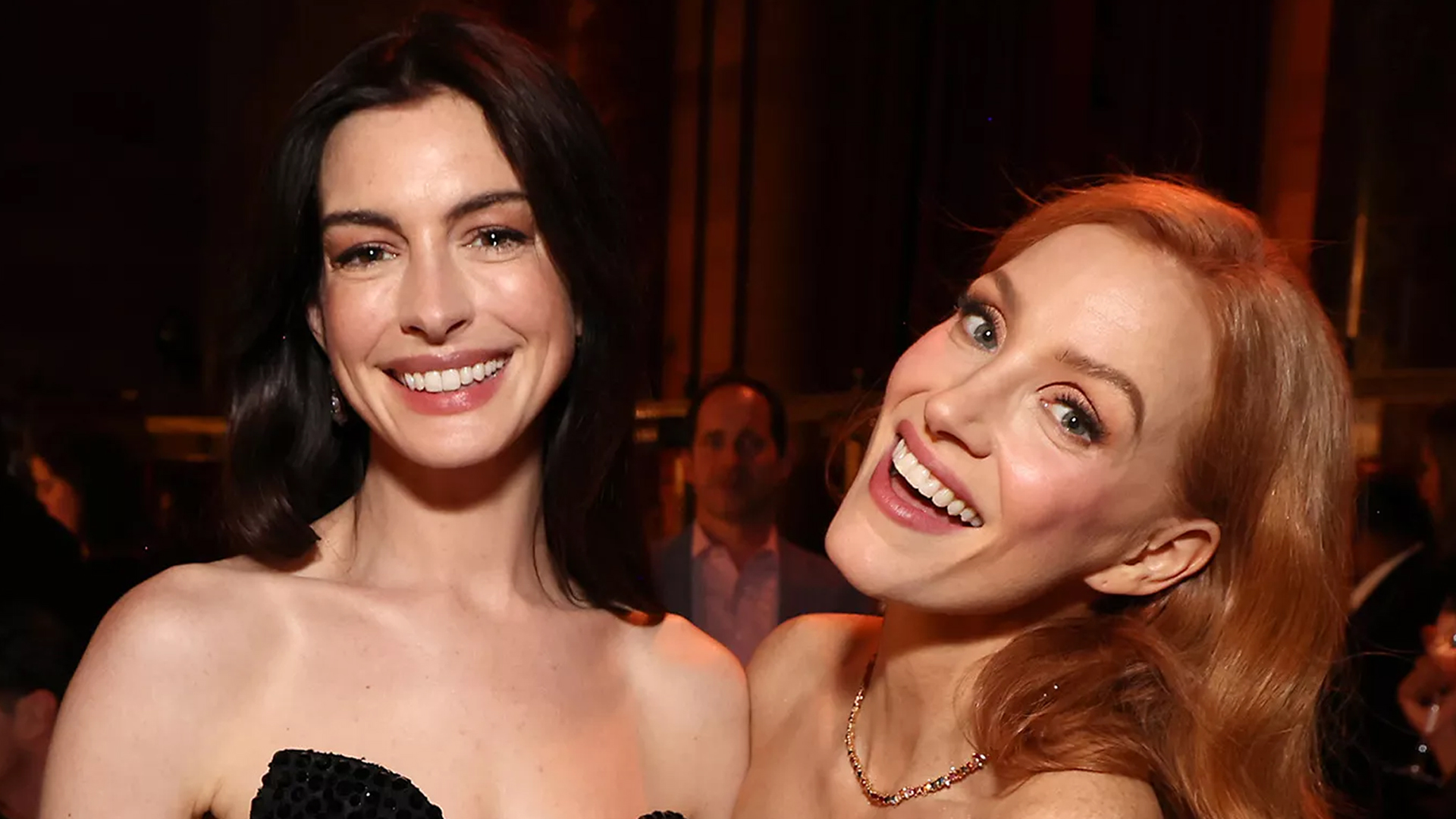 Anne Hathaway & Jessica Chastain